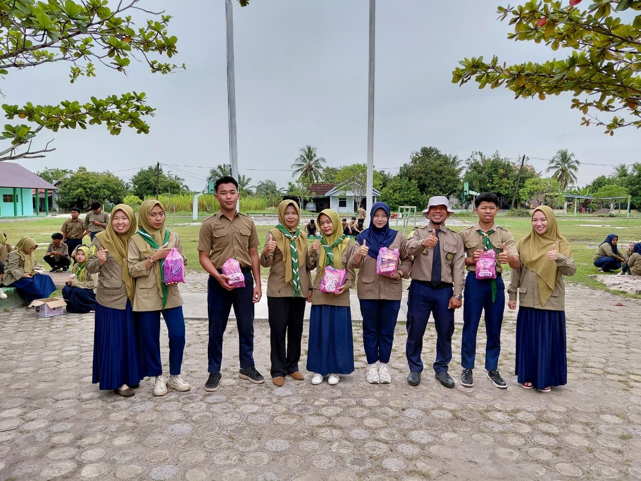 APRESIASI BERSIH LINGKUNGAN